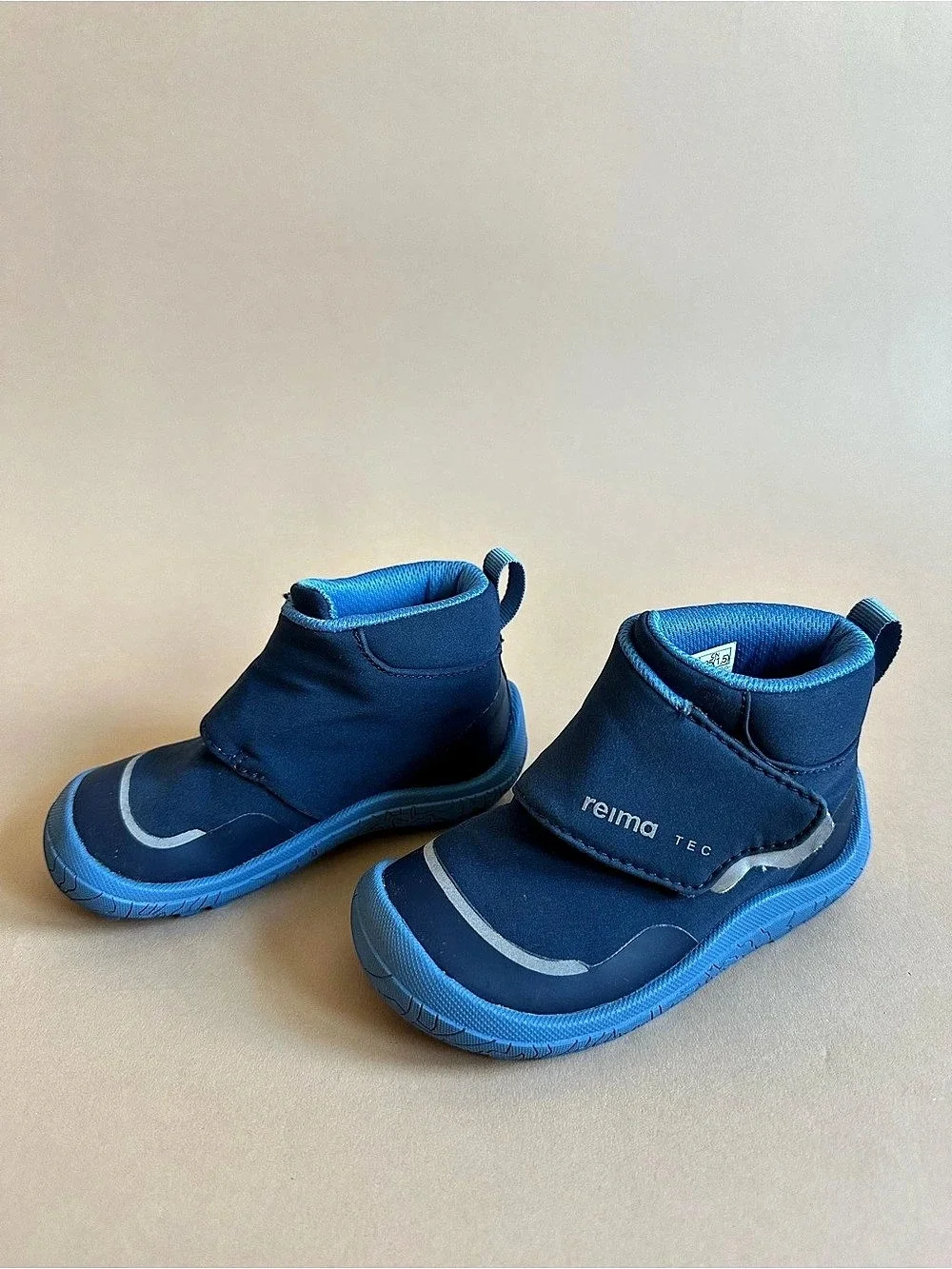 Reima Waterproof Barefoot Toddler Boots Size 7.5 Excellent Like New Shoes Fall